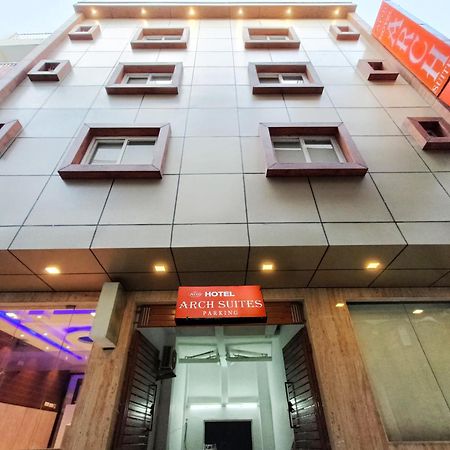 Hotel Arch Suites - Near Aerocity Ню Делхи Екстериор снимка